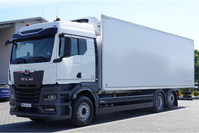 MAN TGX 26.520 / 6x2 / CHŁODNIA -8,6 M / AGREGAT THERMO KING T-1000R - Camion frigider: Foto 4 MAN TGX 26.520 / 6x2 / CHŁODNIA -8,6 M / AGREGAT THERMO KING T-1000R - Camion frigider: Foto 4