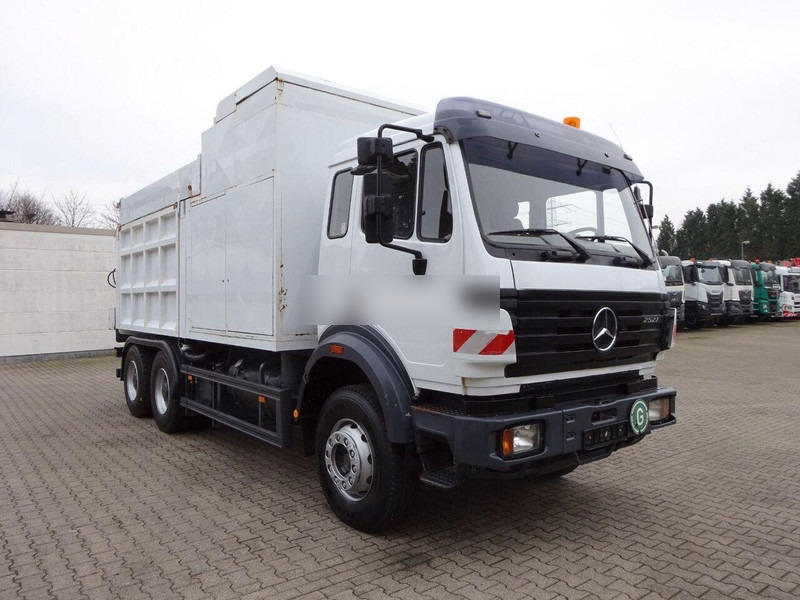 Mercedes-Benz 2527 - Maşină pentru vidanjări: Foto 2 Mercedes-Benz 2527 - Maşină pentru vidanjări: Foto 2