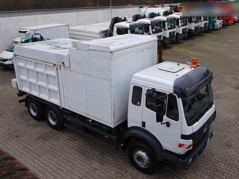Mercedes-Benz 2527 - Vacuum truck 6x4 - Maşină pentru vidanjări: Foto 5 Mercedes-Benz 2527 - Vacuum truck 6x4 - Maşină pentru vidanjări: Foto 5