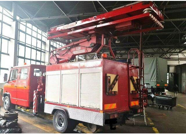 Mercedes-Benz 814 DHL ATLAS RAIL ROAD RAILWAY ZWEIWEG - Autospeciala de stins incendii: Foto 3 Mercedes-Benz 814 DHL ATLAS RAIL ROAD RAILWAY ZWEIWEG - Autospeciala de stins incendii: Foto 3