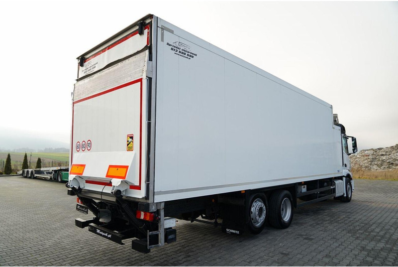 Mercedes-Benz ACTROS 2542 - Camion frigider: Foto 4 Mercedes-Benz ACTROS 2542 - Camion frigider: Foto 4