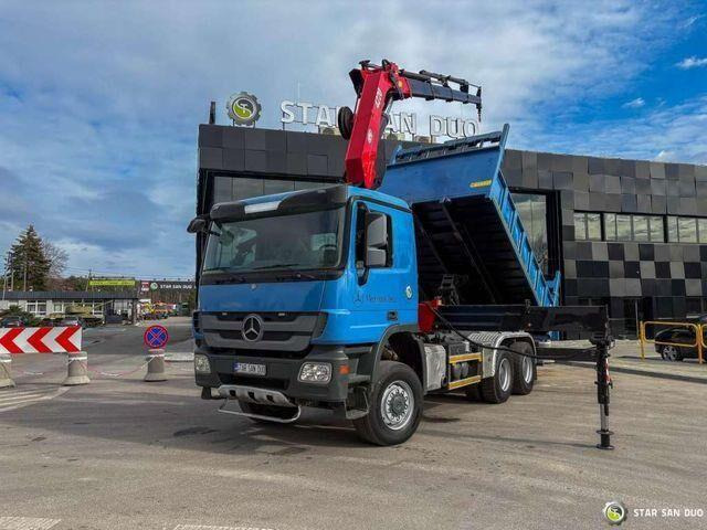Mercedes-Benz ACTROS 3341 6x6 HMF 4220 K4 CRANE KIPPER - Camion basculantă, Camion cu macara: Foto 5 Mercedes-Benz ACTROS 3341 6x6 HMF 4220 K4 CRANE KIPPER - Camion basculantă, Camion cu macara: Foto 5