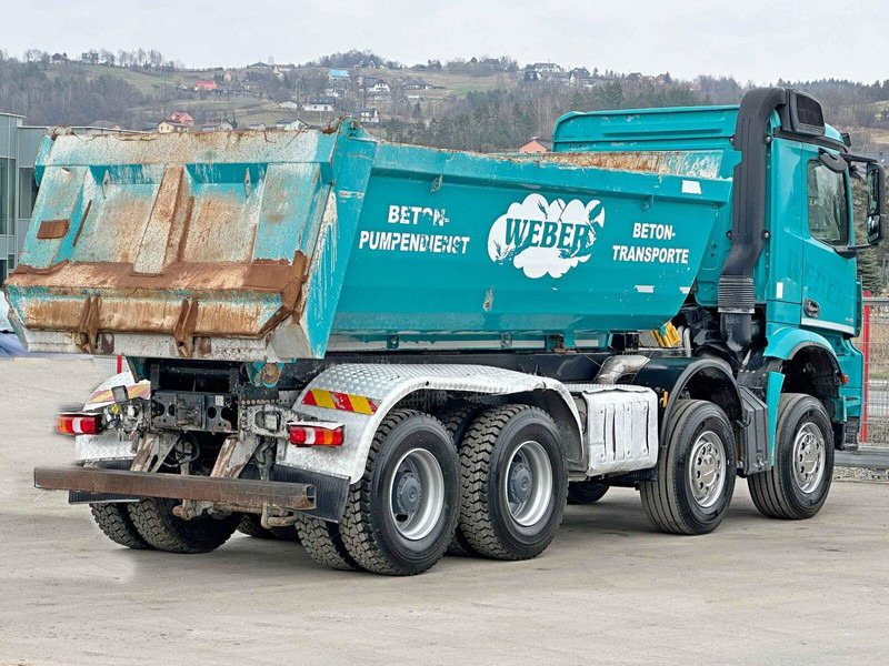 Mercedes-Benz AROCS 4142* KIPPER / 8x4 * TOPZUSTAND - Camion basculantă: Foto 4 Mercedes-Benz AROCS 4142* KIPPER / 8x4 * TOPZUSTAND - Camion basculantă: Foto 4