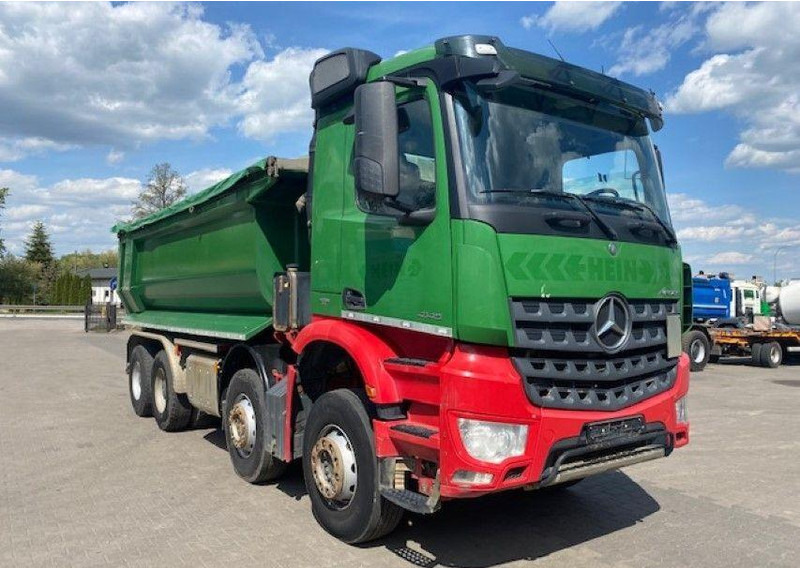 Mercedes-Benz AROCS 4145 - Camion basculantă: Foto 3 Mercedes-Benz AROCS 4145 - Camion basculantă: Foto 3