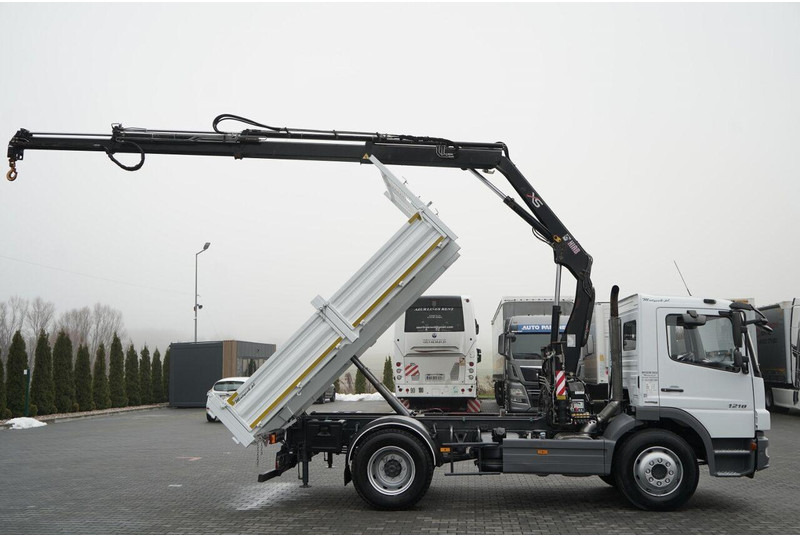 Mercedes-Benz ATEGO 1218 / 4x2 / WYWROTKA + HDS HIAB 0088 BS-3 / PILOT /MANU - Camion basculantă, Camion cu macara: Foto 5 Mercedes-Benz ATEGO 1218 / 4x2 / WYWROTKA + HDS HIAB 0088 BS-3 / PILOT /MANU - Camion basculantă, Camion cu macara: Foto 5