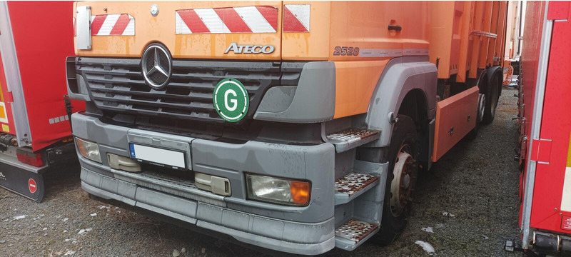 Mercedes-Benz ATEGO 2528 2628 ZOELLER MEDIUM Garbage Truck - Autogunoiere: Foto 1 Mercedes-Benz ATEGO 2528 2628 ZOELLER MEDIUM Garbage Truck - Autogunoiere: Foto 1