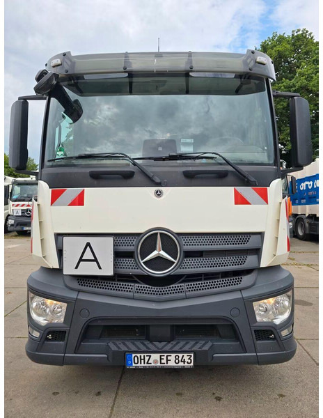 Mercedes-Benz Actros 2533 - Garbage truck - Autogunoiere: Foto 4 Mercedes-Benz Actros 2533 - Garbage truck - Autogunoiere: Foto 4