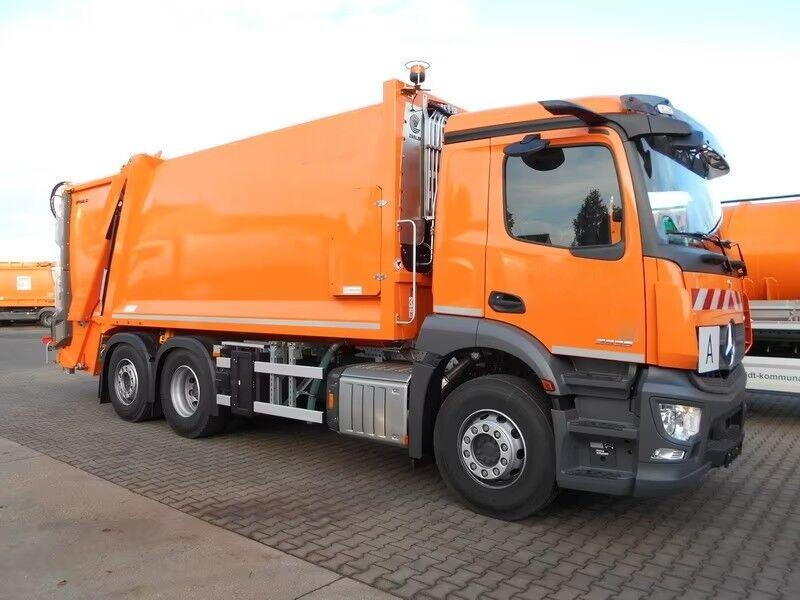 Mercedes-Benz Actros 2536 - Garbage truck - Autogunoiere: Foto 2 Mercedes-Benz Actros 2536 - Garbage truck - Autogunoiere: Foto 2