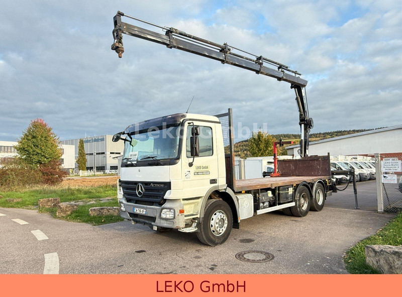 Mercedes-Benz Actros 2636-Plateau Hiab Krahn - Camion platformă, Camion cu macara: Foto 1 Mercedes-Benz Actros 2636-Plateau Hiab Krahn - Camion platformă, Camion cu macara: Foto 1