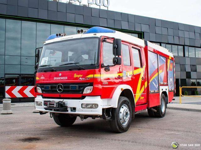 Autospeciala de stins incendii Mercedes-Benz MERCEDES BENZ ATEGO 1328 4x4 ZIEGLER LF 20/16 Fi: Foto 7 Autospeciala de stins incendii Mercedes-Benz MERCEDES BENZ ATEGO 1328 4x4 ZIEGLER LF 20/16 Fi: Foto 7