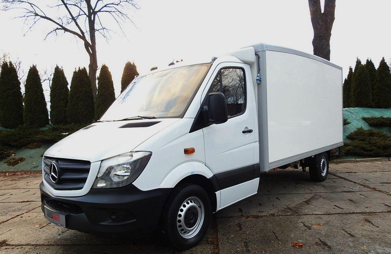 Mercedes-Benz SPRINTER 313 Izotermes - Autoutilitară frigorifica: Foto 2 Mercedes-Benz SPRINTER 313 Izotermes - Autoutilitară frigorifica: Foto 2