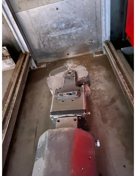 Maşină pentru vidanjări Mercedes-Benz Sprinter 413: Foto 13 Maşină pentru vidanjări Mercedes-Benz Sprinter 413: Foto 13