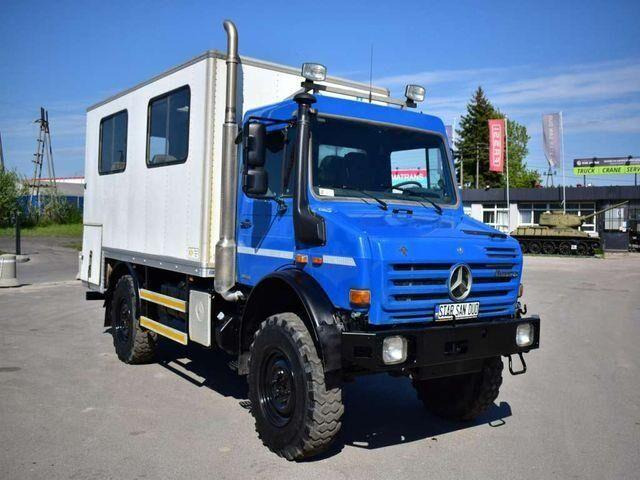 Mercedes-Benz Unimog Mercedes-Benz Unimog U 4000 4x4 Camper Expeditio - Camion şasiu, Camion cu macara: Foto 1 Mercedes-Benz Unimog Mercedes-Benz Unimog U 4000 4x4 Camper Expeditio - Camion şasiu, Camion cu macara: Foto 1