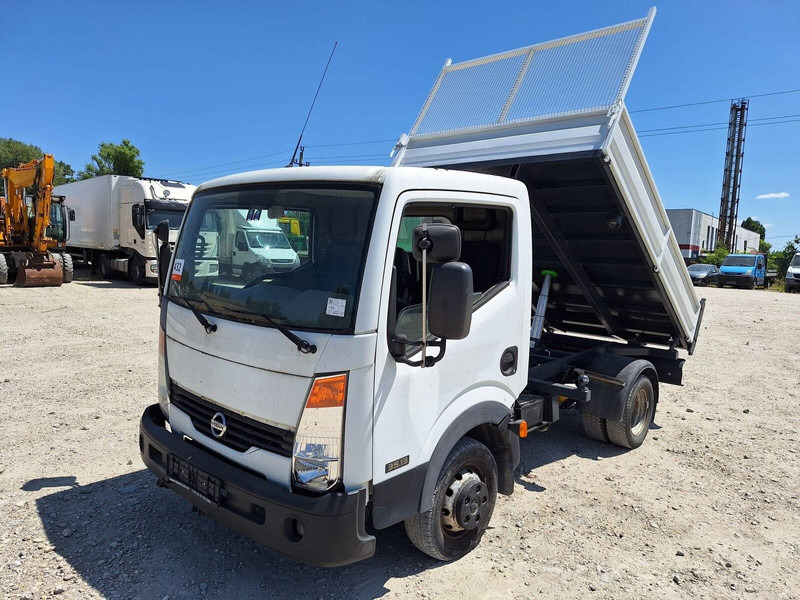 Nissan Cabstar 2,5 TDi - 3 sided Tipper - Autoutilitară basculantă: Foto 2 Nissan Cabstar 2,5 TDi - 3 sided Tipper - Autoutilitară basculantă: Foto 2