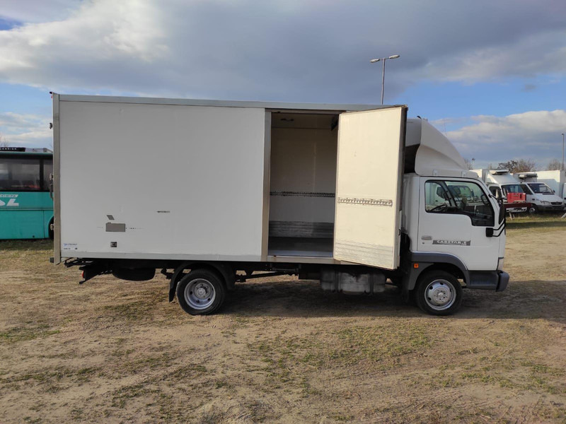 Nissan Cabstar 3,0 TDi - Thermo King V400 Max frigo - Autoutilitară frigorifica: Foto 4 Nissan Cabstar 3,0 TDi - Thermo King V400 Max frigo - Autoutilitară frigorifica: Foto 4