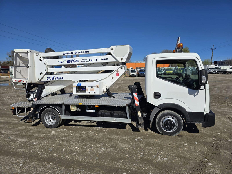 Nissan Cabstar NT 400 Oil & Steel Snake 2010H - 20m - 2 pieces - Camion cu nacela: Foto 5 Nissan Cabstar NT 400 Oil & Steel Snake 2010H - 20m - 2 pieces - Camion cu nacela: Foto 5