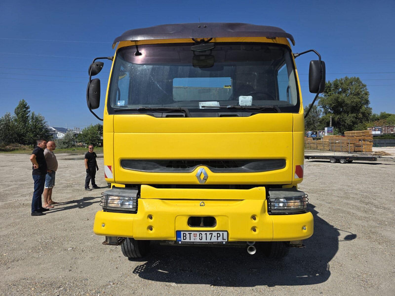 Renault Kerax 420 DCi 8x4 - Road and Service Assistant - Maşină de tractare: Foto 3 Renault Kerax 420 DCi 8x4 - Road and Service Assistant - Maşină de tractare: Foto 3