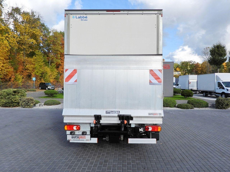 Autoutilitară box Renault MASTER KONTENER WINDA 8 PALET TEMPOMAT LEDY BLIŹNIACZE KOŁA KLIM: Foto 11 Autoutilitară box Renault MASTER KONTENER WINDA 8 PALET TEMPOMAT LEDY BLIŹNIACZE KOŁA KLIM: Foto 11