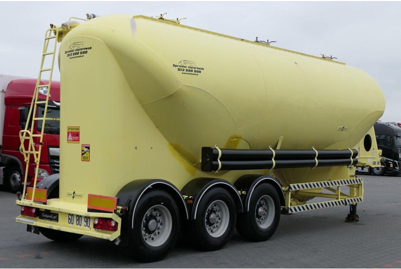 SPITZER în leasing SPITZER: Foto 7 SPITZER în leasing SPITZER: Foto 7