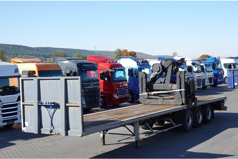 Samro NACZEPA PLATFORMA / + HDS HIAB R 150 F3 - WYSÓW : 8 METRÓW - Semiremorcă platformă: Foto 1 Samro NACZEPA PLATFORMA / + HDS HIAB R 150 F3 - WYSÓW : 8 METRÓW - Semiremorcă platformă: Foto 1