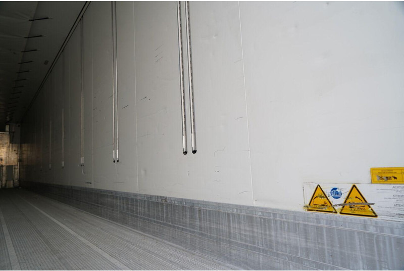 Semiremorcă frigider Schmitz Cargobull CHŁODNIA / CARRIER VECTOR 1550  / DOPPELSTOCK / KOSZ NA PALETY: Foto 17