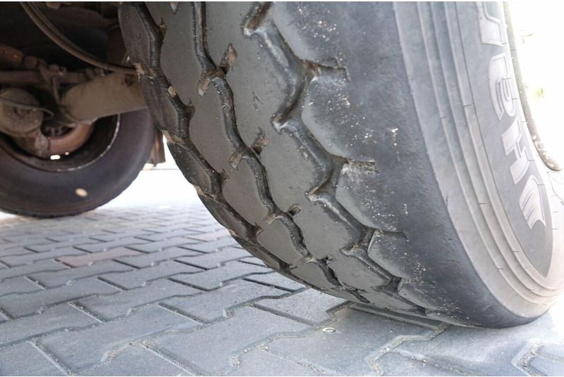 Semiremorcă basculantă Schmitz Cargobull WYWROTKA 30 m3 / STALOWA / RYNNA WANNA HP / OŚ PODNOSZONAWYWROTK: Foto 16