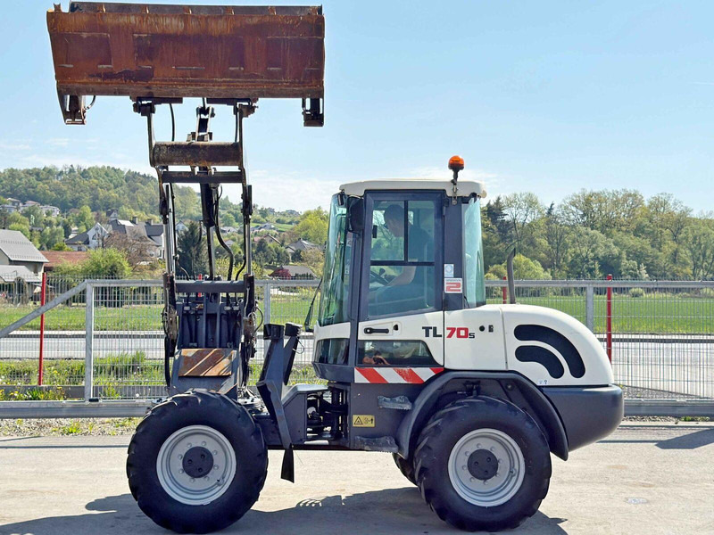 Terex TL 70 s * RADLADER * 4x4 * TOPZUSTAND - Încărcător frontal pe pneuri: Foto 1 Terex TL 70 s * RADLADER * 4x4 * TOPZUSTAND - Încărcător frontal pe pneuri: Foto 1