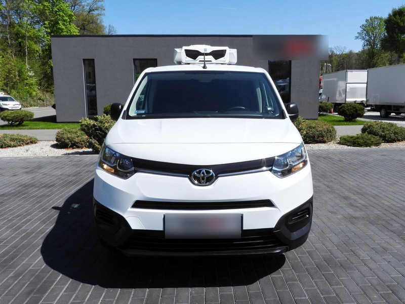 Toyota PROACE CITY FURGON CHŁODNIA -15*C ZASILANIE 230V TEMPOMAT KLIM - Autoutilitară frigorifica: Foto 5 Toyota PROACE CITY FURGON CHŁODNIA -15*C ZASILANIE 230V TEMPOMAT KLIM - Autoutilitară frigorifica: Foto 5