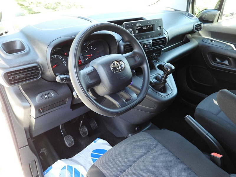 Toyota PROACE CITY FURGON CHŁODNIA -15*C ZASILANIE 230V TEMPOMAT KLIM - Autoutilitară frigorifica: Foto 2 Toyota PROACE CITY FURGON CHŁODNIA -15*C ZASILANIE 230V TEMPOMAT KLIM - Autoutilitară frigorifica: Foto 2