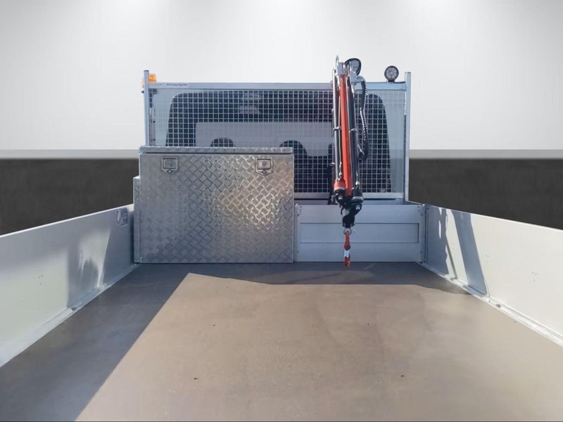 Volkswagen Crafter 50 - Flatbed truck + crane - Camion platformă, Camion cu macara: Foto 5 Volkswagen Crafter 50 - Flatbed truck + crane - Camion platformă, Camion cu macara: Foto 5