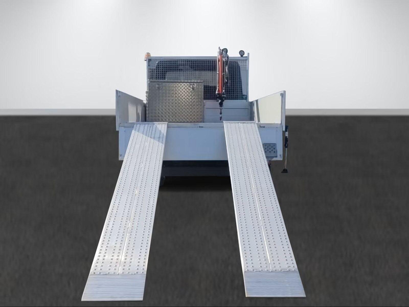 Volkswagen Crafter 50 - Flatbed truck + crane - Camion platformă, Camion cu macara: Foto 4 Volkswagen Crafter 50 - Flatbed truck + crane - Camion platformă, Camion cu macara: Foto 4