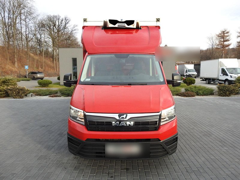Volkswagen Crafter REFRIGERATOR -5*C 8 PALETS - Autoutilitară frigorifica: Foto 5 Volkswagen Crafter REFRIGERATOR -5*C 8 PALETS - Autoutilitară frigorifica: Foto 5