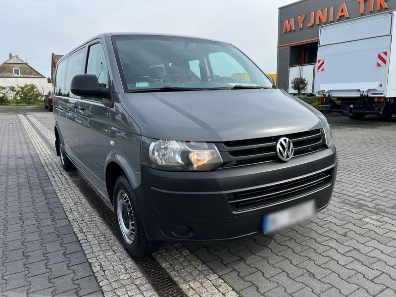 Volkswagen Transporter T5 9-sits 9 Person TOP - Microbuz, Transport persoane: Foto 5 Volkswagen Transporter T5 9-sits 9 Person TOP - Microbuz, Transport persoane: Foto 5