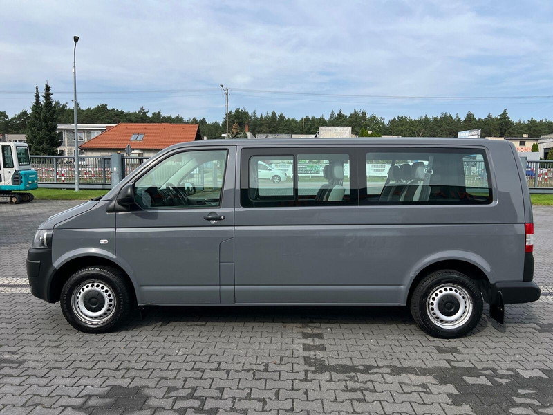 Volkswagen Transporter T5 9-sits 9 Person TOP - Microbuz, Transport persoane: Foto 2 Volkswagen Transporter T5 9-sits 9 Person TOP - Microbuz, Transport persoane: Foto 2
