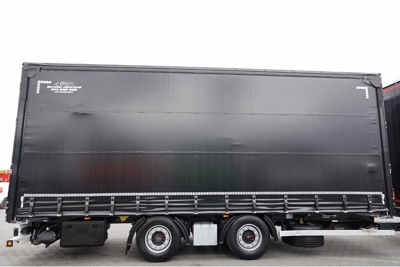 Camion cu prelată Volvo FH 460 / XXL / FH 460 / I-SAVE / XXL / ZESTAW TANDEM PRZEJAZDOWY: Foto 17 Camion cu prelată Volvo FH 460 / XXL / FH 460 / I-SAVE / XXL / ZESTAW TANDEM PRZEJAZDOWY: Foto 17