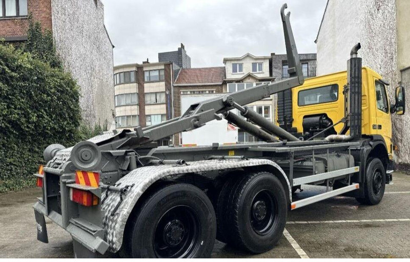 Camion cu cârlig Volvo FM12 6x6 Hook lift: Foto 11 Camion cu cârlig Volvo FM12 6x6 Hook lift: Foto 11