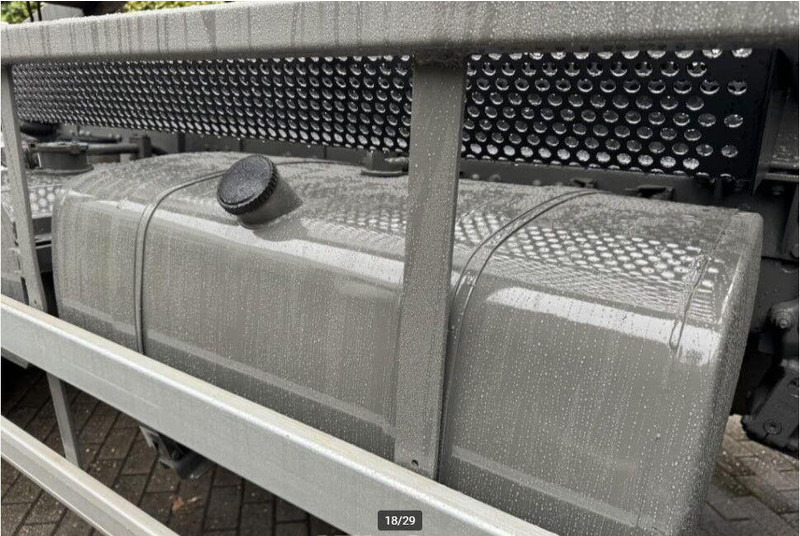 Camion cu cârlig Volvo FM12 6x6 Hook lift: Foto 18 Camion cu cârlig Volvo FM12 6x6 Hook lift: Foto 18