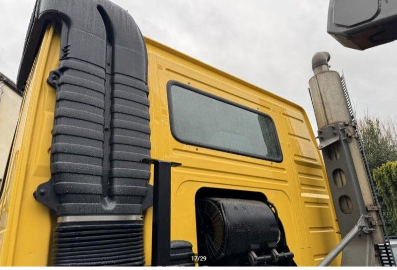 Camion cu cârlig Volvo FM12 6x6 Hook lift: Foto 7 Camion cu cârlig Volvo FM12 6x6 Hook lift: Foto 7