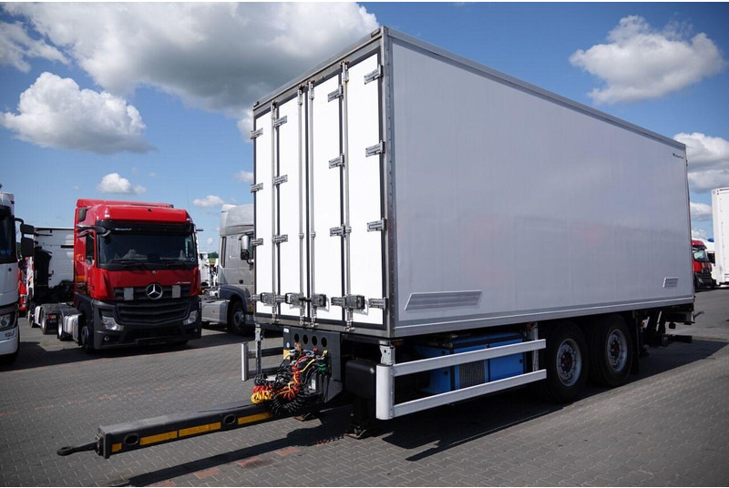Wielton PRZYCZEPA CHŁODNIA / IGLOOCAR / THERMO KING - FRIGOBLOCK / WINDA - Remorcă frigider: Foto 2 Wielton PRZYCZEPA CHŁODNIA / IGLOOCAR / THERMO KING - FRIGOBLOCK / WINDA - Remorcă frigider: Foto 2