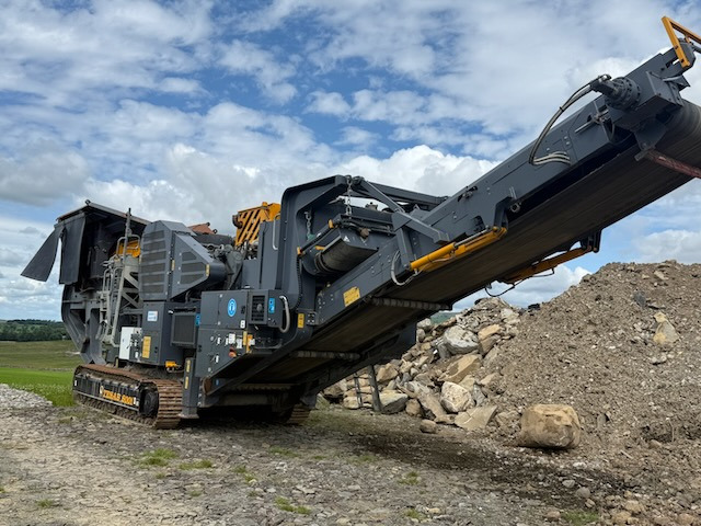 Tesab 800i - Concasor cu fălci: Foto 1 Tesab 800i - Concasor cu fălci: Foto 1