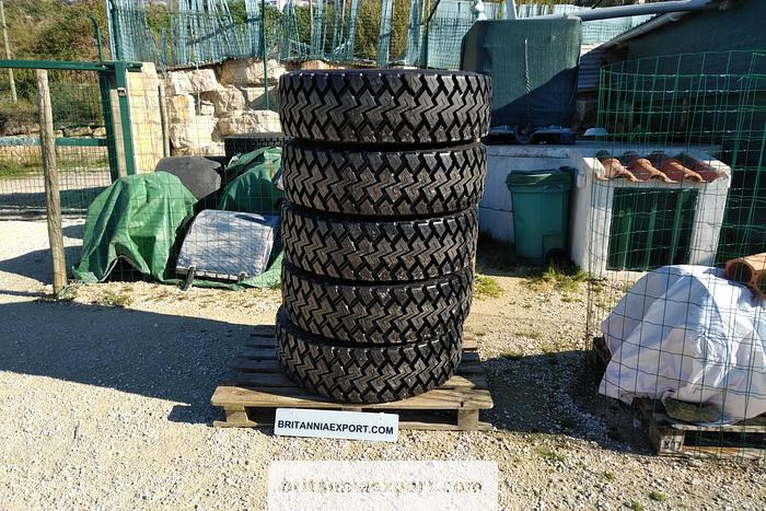 FACTORY Retread 285/70R19.5 Truck Tyres | Quarry Tread | Heavy-Duty | Export Ready - Anvelopă: Foto 2 FACTORY Retread 285/70R19.5 Truck Tyres | Quarry Tread | Heavy-Duty | Export Ready - Anvelopă: Foto 2