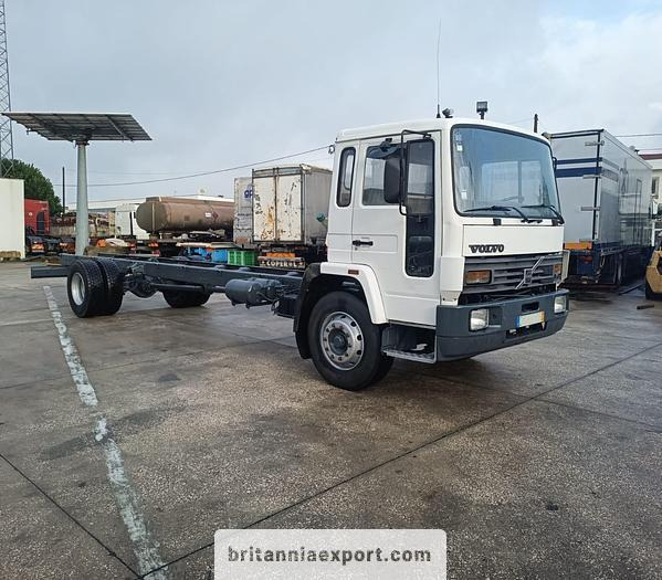 VOLVO FL619 Intercooler | Manual Pump | 19 Ton | On 10 Studs | Full Springs Suspension | - Camion şasiu: Foto 1 VOLVO FL619 Intercooler | Manual Pump | 19 Ton | On 10 Studs | Full Springs Suspension | - Camion şasiu: Foto 1