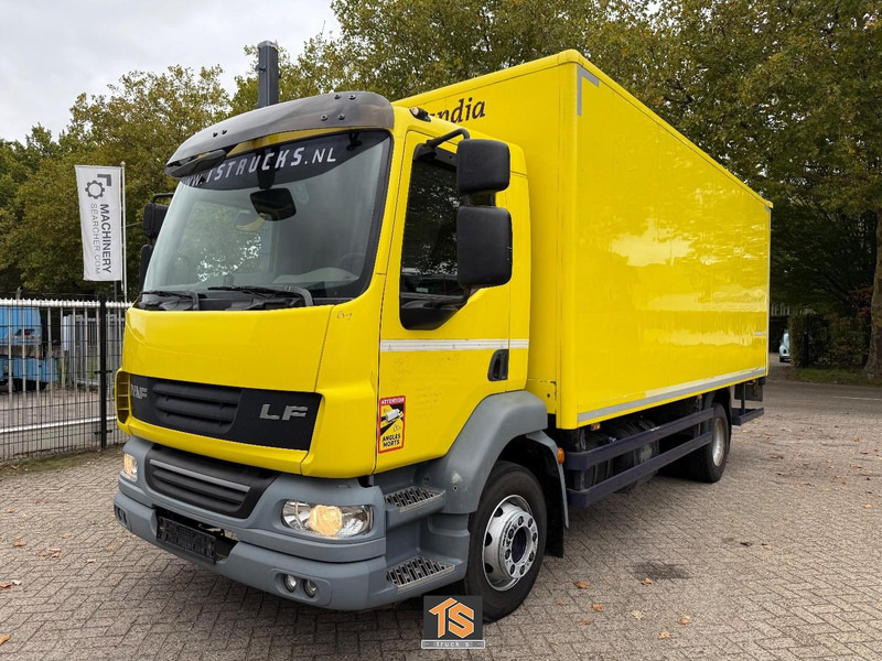 DAF FA LF55 220 - EURO 5 EEV - 12 TON - LADEBORDWAND - APK 08/2026 - BELGIUM TOP TRUCK - Camion furgon: Foto 1 DAF FA LF55 220 - EURO 5 EEV - 12 TON - LADEBORDWAND - APK 08/2026 - BELGIUM TOP TRUCK - Camion furgon: Foto 1