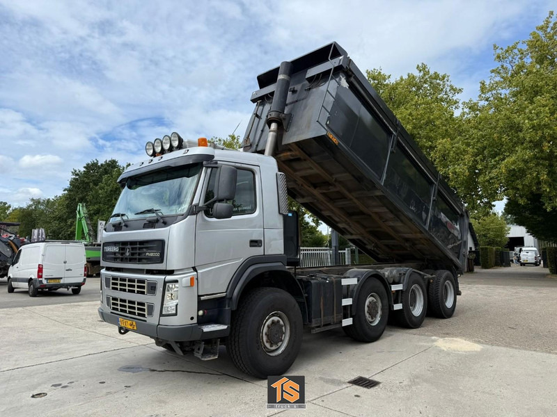 Terberg FM2000-T 8X8 - EURO 5 - AUTOMATIC - KIPPER/TIPPER - NL TRUCK - ISOLATED HARDOX - TOP! - Camion basculantă: Foto 1 Terberg FM2000-T 8X8 - EURO 5 - AUTOMATIC - KIPPER/TIPPER - NL TRUCK - ISOLATED HARDOX - TOP! - Camion basculantă: Foto 1