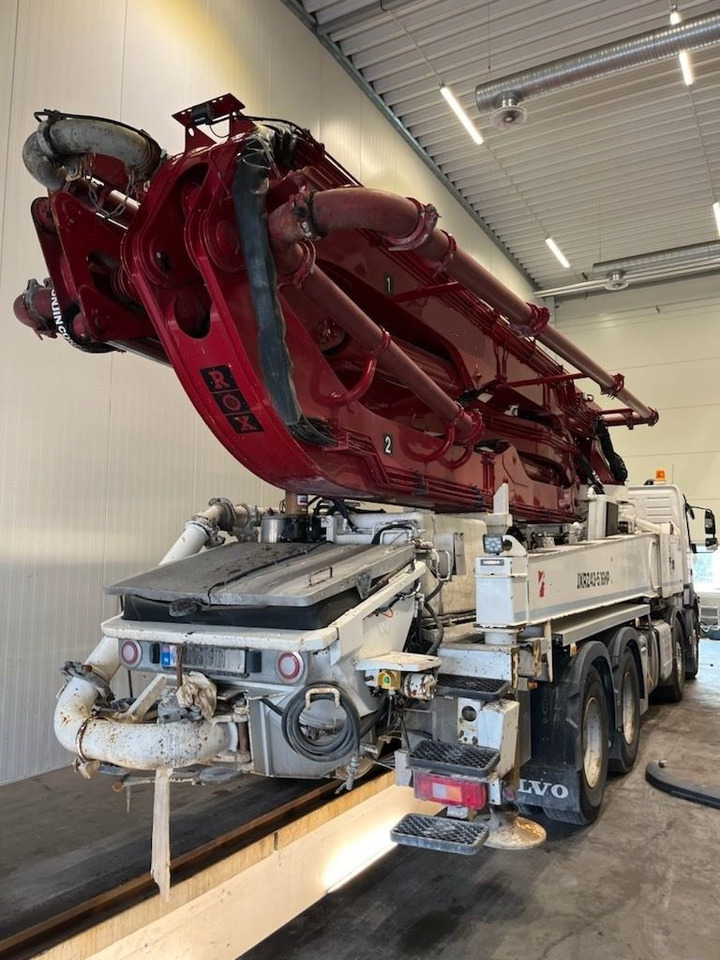 Volvo FMX500 8x4 / JUN JIN 43 mtr pump - Autopompă de beton: Foto 5 Volvo FMX500 8x4 / JUN JIN 43 mtr pump - Autopompă de beton: Foto 5