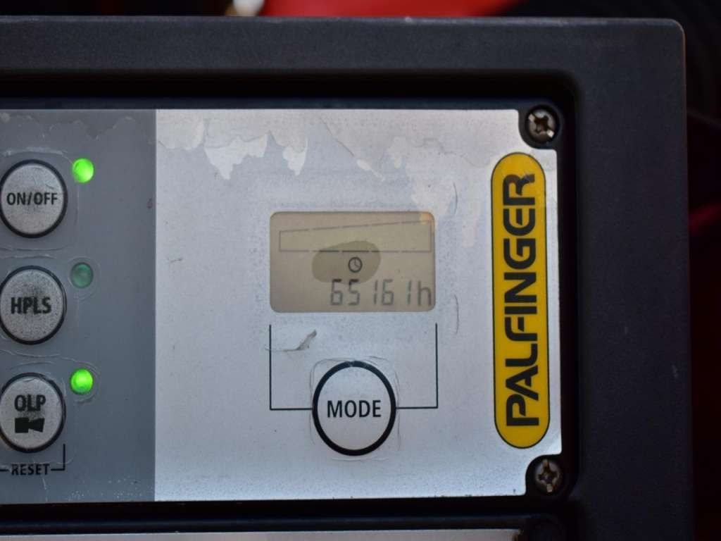 Camion cu macara, Camion platformă MAN  TGM 18.340 4x4 PALFINGER PK 18002 CRANE WINCH MAN  TGM 18.340 4x4 PALFINGER PK 18002 CRANE WINCH: Foto 23