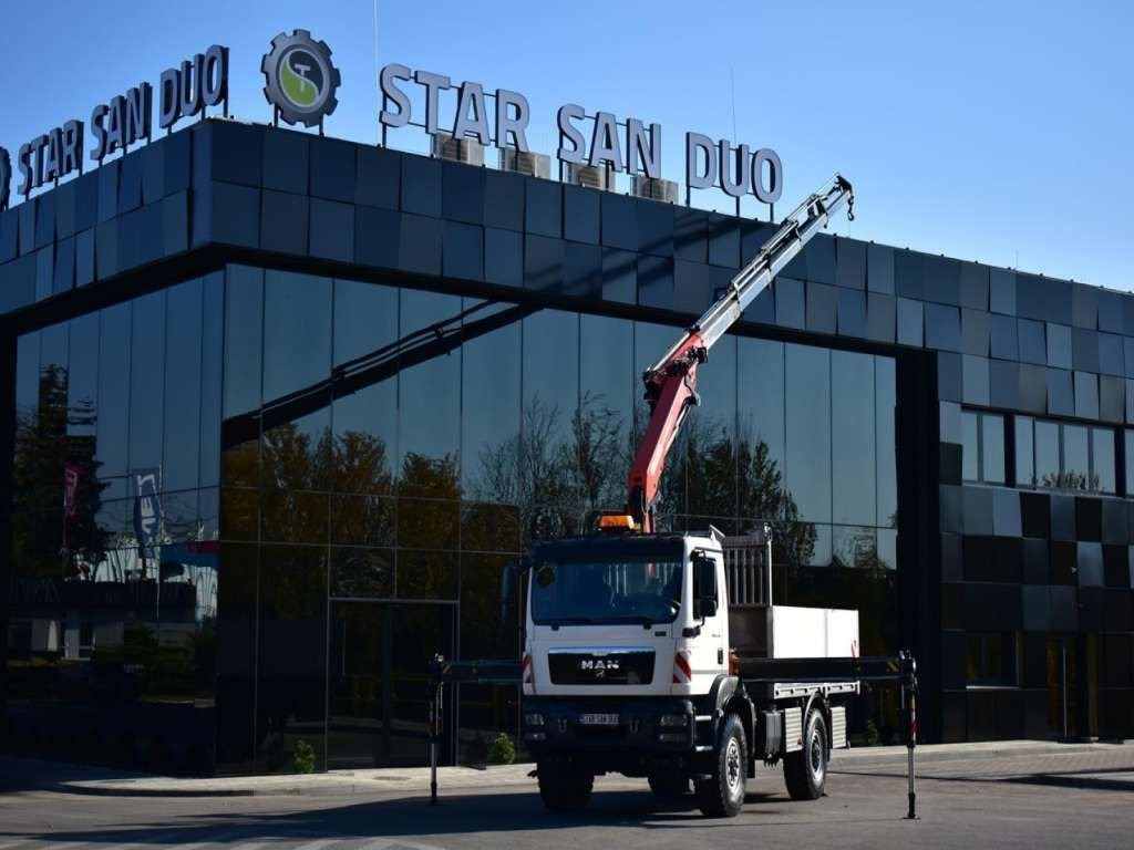 Camion cu macara, Camion platformă MAN  TGM 18.340 4x4 PALFINGER PK 18002 CRANE WINCH MAN  TGM 18.340 4x4 PALFINGER PK 18002 CRANE WINCH: Foto 13