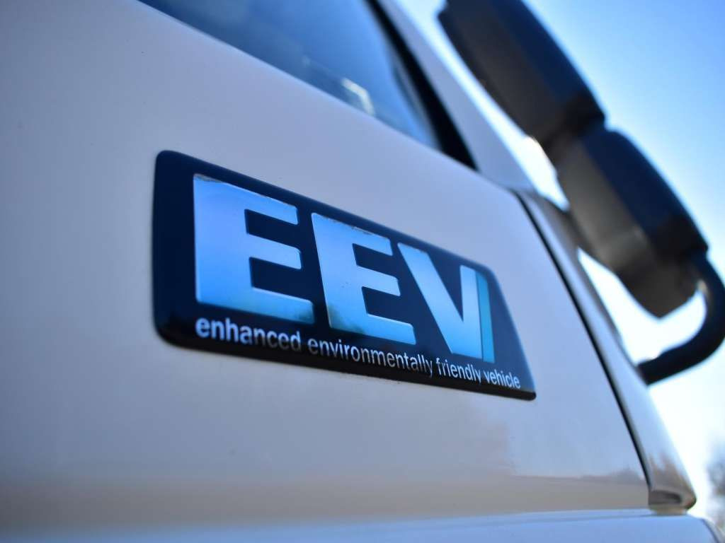 Camion cu macara, Camion platformă MAN  TGM 18.340 4x4 PALFINGER PK 18002 CRANE WINCH MAN  TGM 18.340 4x4 PALFINGER PK 18002 CRANE WINCH: Foto 25