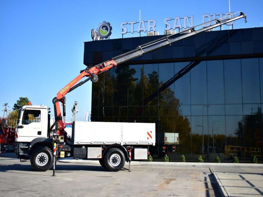 Camion cu macara, Camion platformă MAN  TGM 18.340 4x4 PALFINGER PK 18002 CRANE WINCH MAN  TGM 18.340 4x4 PALFINGER PK 18002 CRANE WINCH: Foto 14