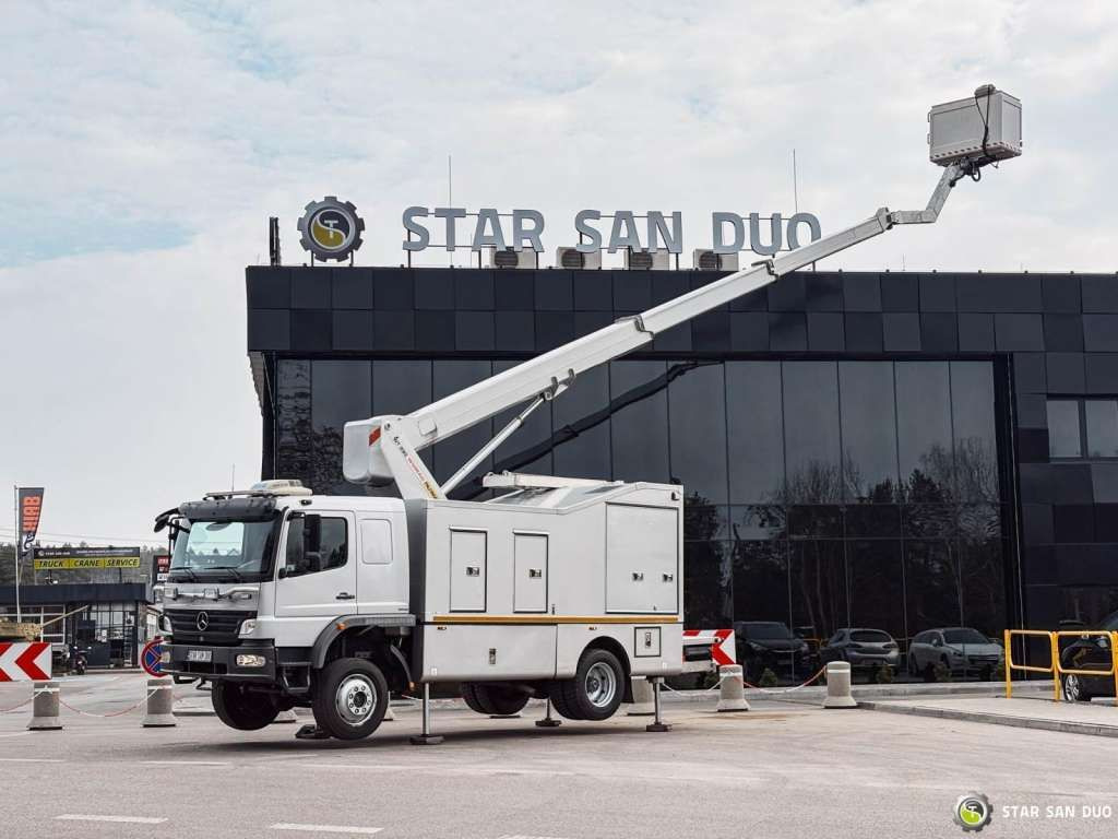 Mercedes-Benz 1529 4x4 Atego Lift Palfinger Wumag WT 230 - Camion cu nacela: Foto 1 Mercedes-Benz 1529 4x4 Atego Lift Palfinger Wumag WT 230 - Camion cu nacela: Foto 1